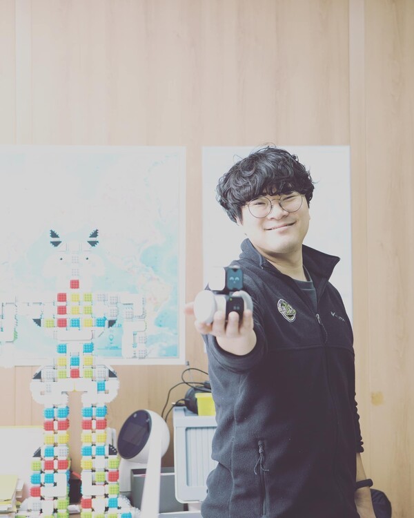 큐브로이드 신재광 대표, 무선 코딩블록 개발에서 피지컬 AI 교육으로 사... - 뉴스 썸네일 이미지